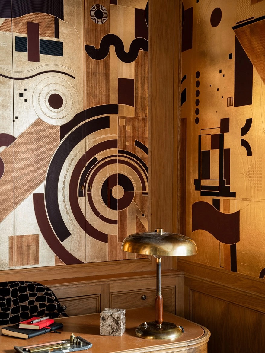 De Gournay