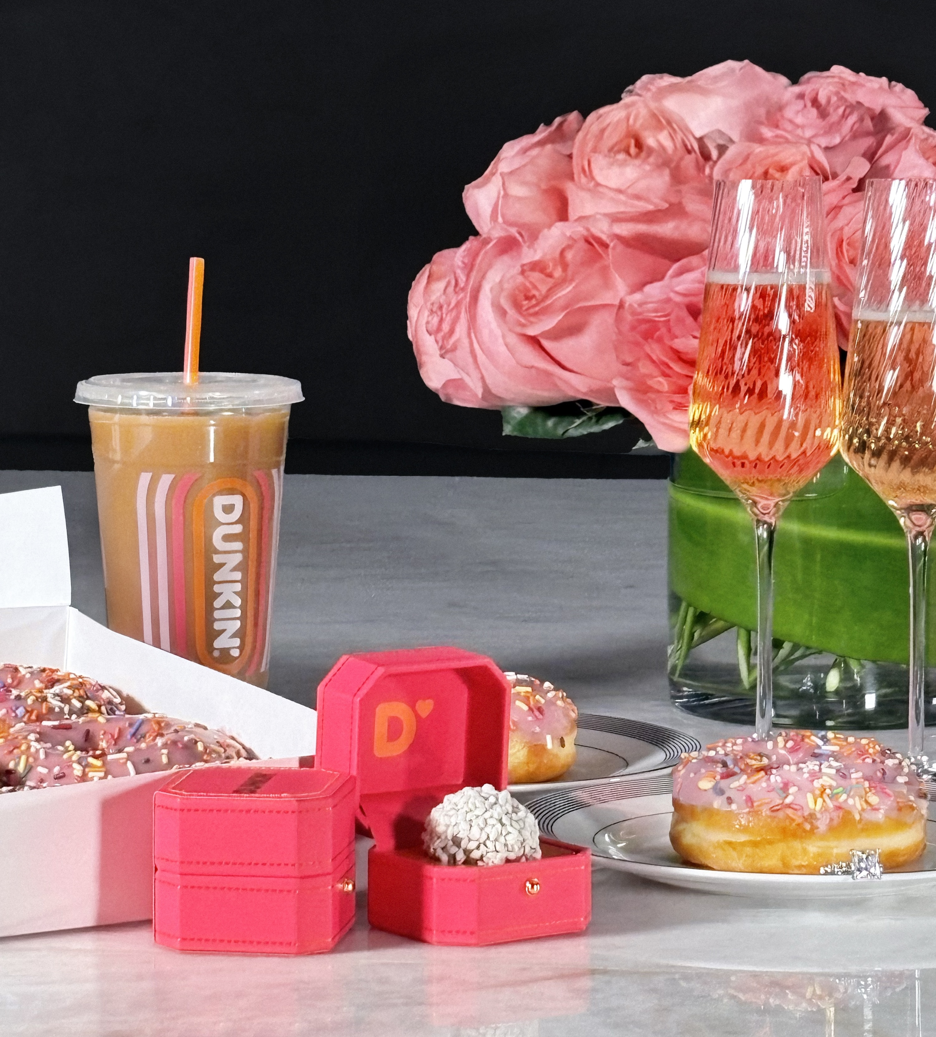 Dunkin’ x Vera Wang